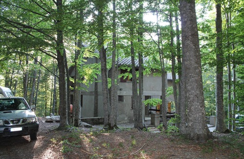 Castel del Piano Ski Chalet | House in the Woods at Macinaie, quiet and nature.