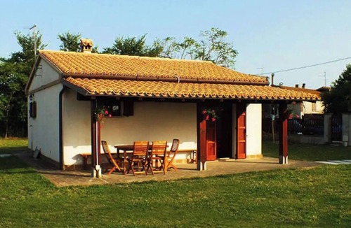 Montemarciano House | House