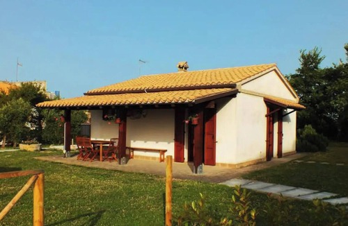 Montemarciano House | House