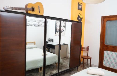 Bari City Centre House | House of Arts