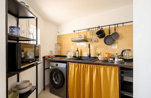 Bari City Centre Apartment | House of Lu - Urban Classic