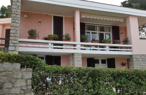 Marciana Marina House | House / Villa - Marciana Marina Apartment in a Villa with garden