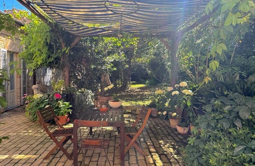 Fermo Apartment | House with a garden, downtown, 7 km from the beaches.