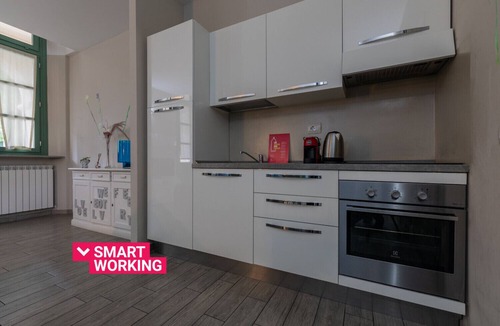 Borgo Dora Apartment | Housing Giulia -One Bedroom Apt by Wonderful Italy