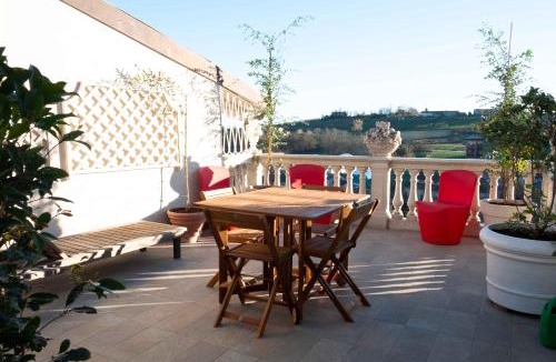 Ottiglio House | I Leoni Ruggenti Terrazza Incantata tra le Colline del Monferrato