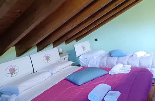 Albareto Bed & Breakfast | Ideal B&B for relaxing families, hiking, biking and holistic groups.