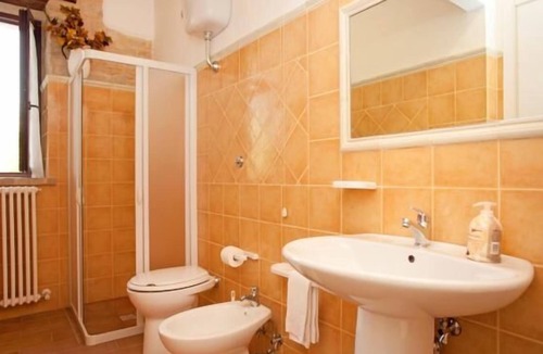 Montelparo Villa | Idyllic Country Villa Sleeping Up To Ten Guests