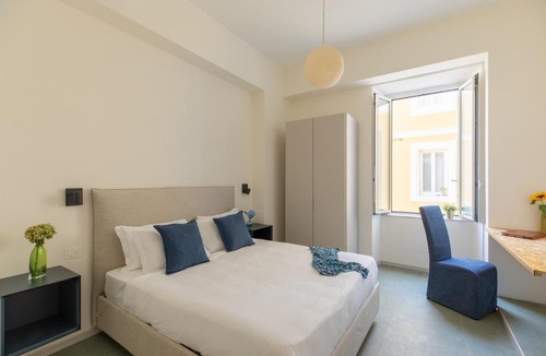 Salario Apartment | iFlat Calm & Spacious Urban Oasis Fons Trevi B13