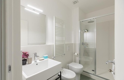 Salario Apartment | iFlat Calm & Spacious Urban Oasis Fons Trevi B13