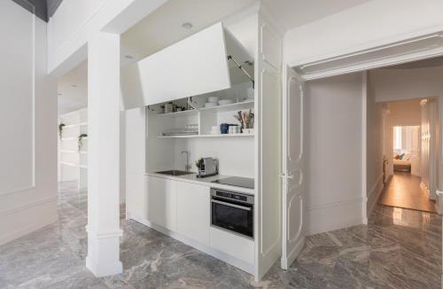 Rome City Centre Apartment | iFlat Corso Deluxe Apartment