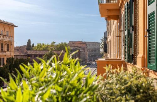 Monti Apartment | iFlat Delightful apartment view colosseum