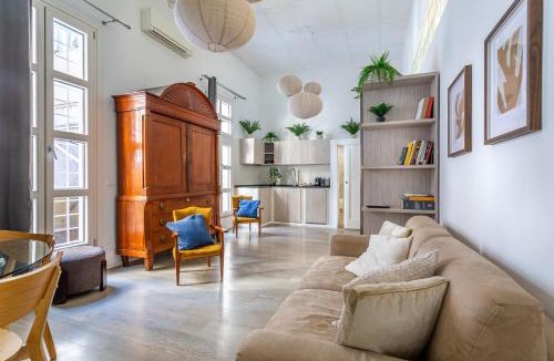 Rione II Trevi Apartment | iFlat Modern flat a few steps from the Trevi Fountain