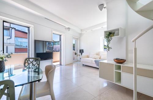 Rione IV Campo Marzio Apartment | iFlat Spanish Steps Unique Panoramic Penthouse