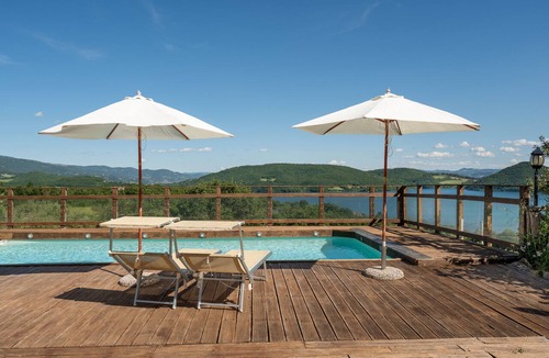 Pieve Santo Stefano Apartment | Il Bacio – Agriturismo with Experiences, Breakfast Included - Le Ceregne Bio