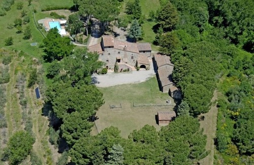 Monteleone d'Orvieto House | Il Berneto for your vacation with friends and family