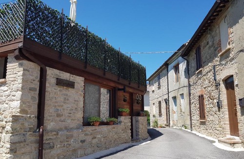 Piandimeleto Apartment | IL BORGHETTO