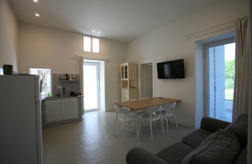 Procida Apartment | Il Carrubo - Two bedroom Apartment with sea view and patio