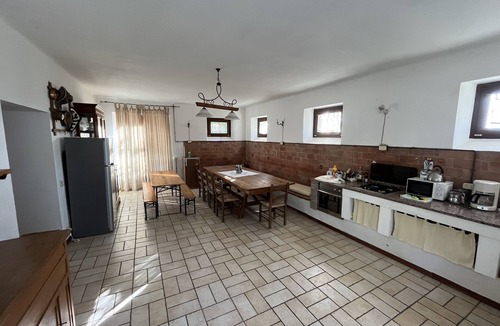 San Ginesio House | Il Castellano, a beautiful Italian villa set in its own grounds/woodland