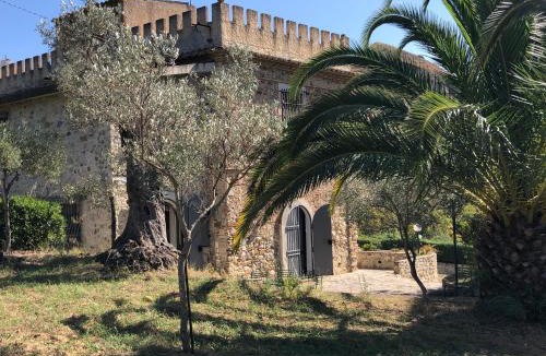 Roccella Jonica House | Il Castello degli Ulivi - Agriturismo in Natura