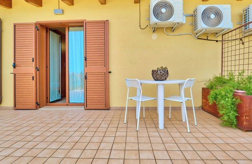 Tollo House | Il Cerchio by Interhome