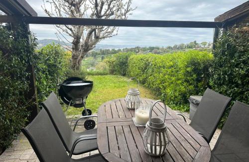 Pietra La Croce House | Il Ciliegio - House with Garden & Wonderful View