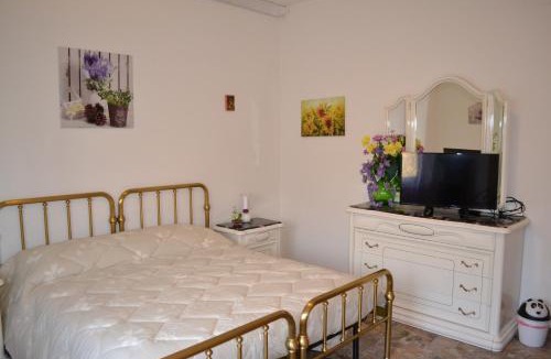 Sant'Eraclio Bed & Breakfast | Il Giardino del Gallo