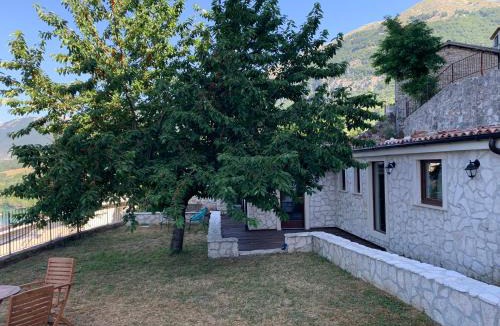 Barrea House | Il giardino di Lallo