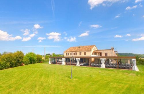 Camerano Bed & Breakfast | Il Girasole Country House