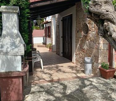 Bisceglie Villa | IL MARCHESE DI TRANI - Luxury stay in Puglia - private parking inside the villa