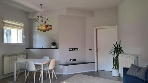 Castellanza Apartment | Il Pioppo Rosso Apartment MXP Milan Como Lakes Free parking!