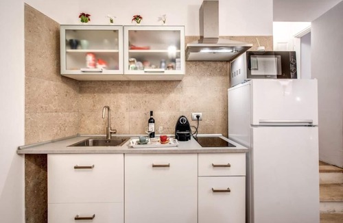 Campitelli Apartment | Imperial Forums | Trevi Fountain 8-minute walk | Terrace | Wash & Dry