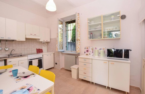 Monforte d'Alba House | In beautiful Piedmont welcomes you this cozy vacation apartment.