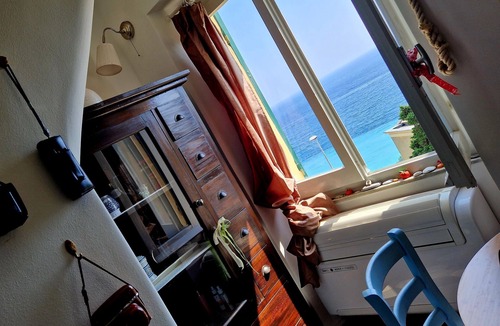 Sori Apartment | In Golfo Paradiso with sea view five minutes from the beach, with parking
