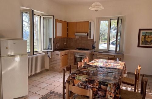 Pianella House | In the countryside between the sea and the mountains