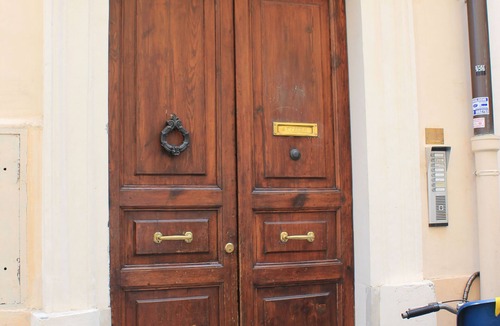 Trastevere House | In Trastevere, the heart of Rome, romantic loft central and cheap