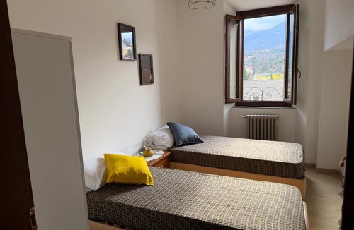 Sarnano House | Incanto dei sibillini- Piazza Perfetti 16