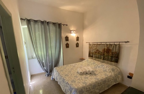 Battipaglia Apartment | Independent Mini Apartment in the Countryside