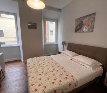 Rione V Ponte House | Infinity Castle