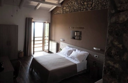 Mammola Bed & Breakfast | Inn with Spectacular View - La Quercia