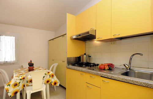 Pineto RV Rental | International Camping Torre Cerrano
