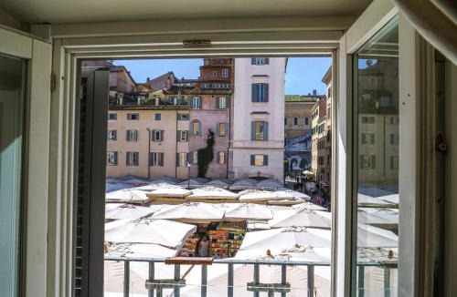 Rione VI Parione Apartment | IREX Campo de Fiori - 3 bedrooms with View near Navona & Pantheon