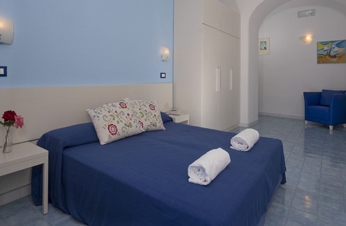 Forio Bed & Breakfast | Ischia Hotel Imperamare, breathtaking view in the Bay of Citara, 2 rooms