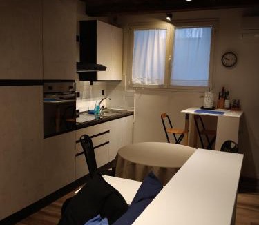 Jesi Apartment | Isi GuestHouse 29