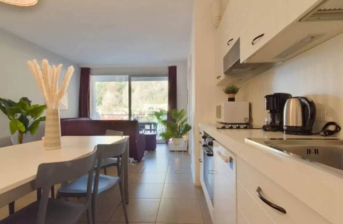 Maccagno Apartment | 3 bedroom Lake Maggiore apartment with pool