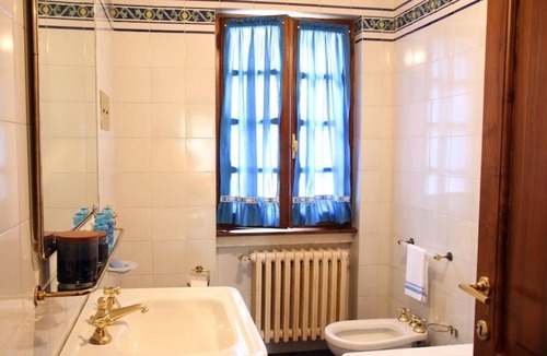 Loreto Aprutino Villa | Ancient farmhouse with vaulted ceilings, surrounded by centuries-old olive trees and splendid views