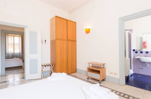 Vatican Apartment | 100 m² Apartment ∙ 1 bedroom ∙ 7 guests