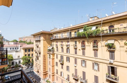 Vatican Apartment | 100 m² Apartment ∙ 2 bedrooms ∙ 7 guests
