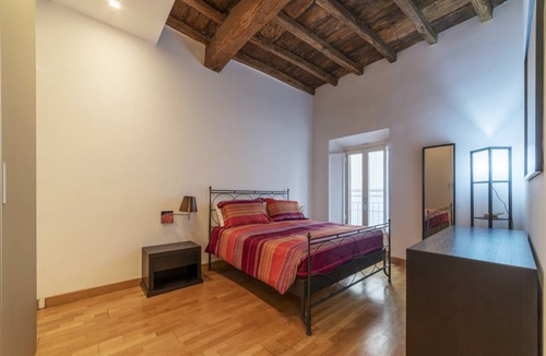 Rione VIII Sant'Eustachio Apartment | Pantheon Luxury Apartment