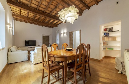 Rione VIII Sant'Eustachio Apartment | Pantheon Luxury Apartment