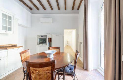 Rione VIII Sant'Eustachio Apartment | 90 m² Apartment ∙ 2 bedrooms ∙ 4 guests
